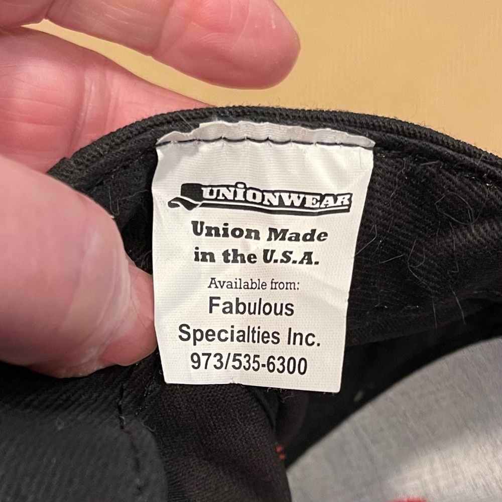 NWOT Black and Red Unite Baseball Cap - Picture 4 of 5